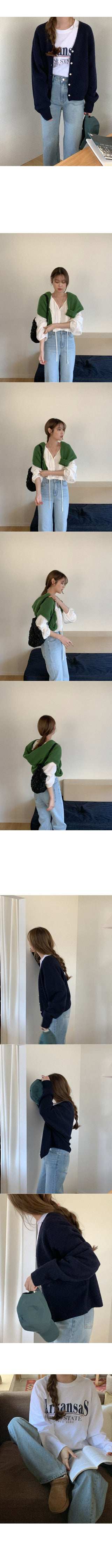 Wool V-neck knit cardigan