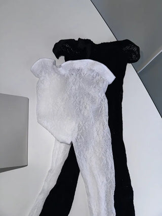 Paisley lace stockings