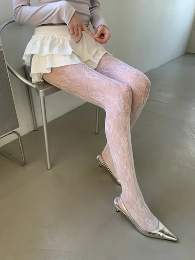Paisley lace stockings