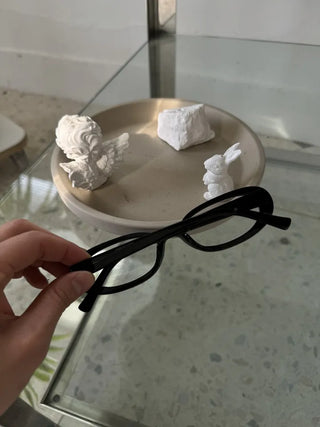 Geek Chic Thin Round Horn-Rimmed Glasses