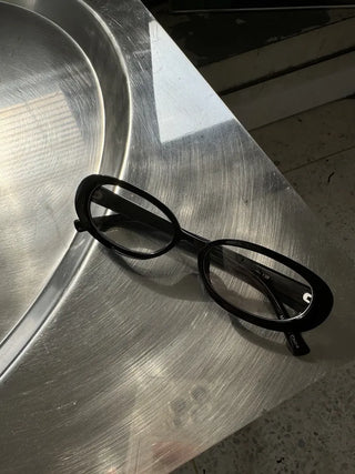 Geek Chic Thin Round Horn-Rimmed Glasses