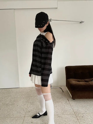 Studded Ching Hunting Cap