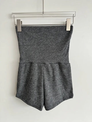 High-waisted micro shorts knit pants