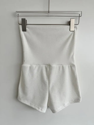 High-waisted micro shorts knit pants