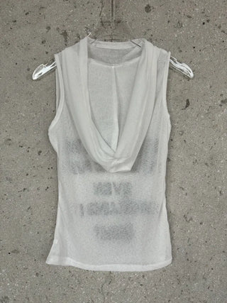 Celly Hood Lettering Sleeveless Nashi