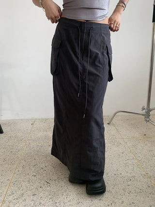 Silhouette Cargo 3D Pocket Nylon Long Skirt