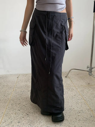 Silhouette Cargo 3D Pocket Nylon Long Skirt