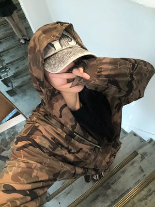 Oversized camouflage military hooded zip-up