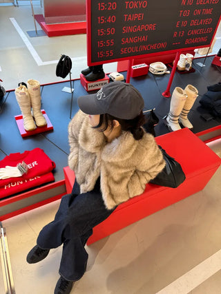 Two-tone collar mink crop fur jacket