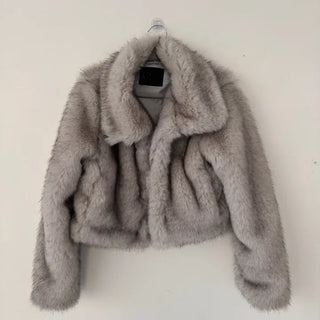 Two-tone collar mink crop fur jacket