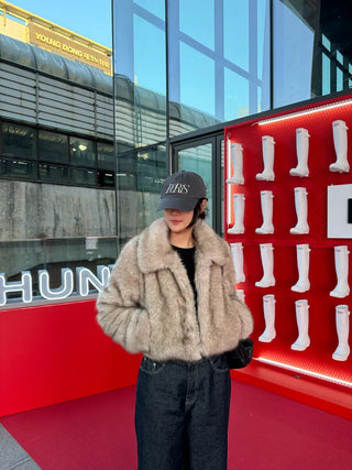 Two-tone collar mink crop fur jacket