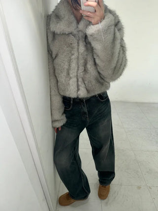 Two-tone collar mink crop fur jacket