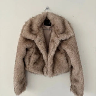 Two-tone collar mink crop fur jacket