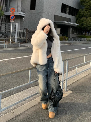 hooded overfit fox fur jacket