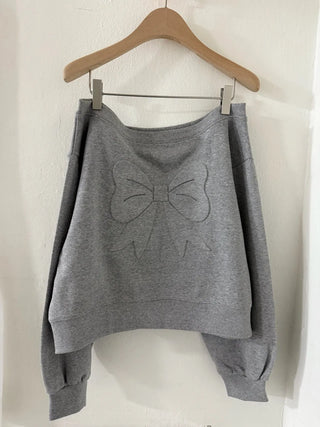 embossed ribbon embroidery one-shoulder off-shoulder man-to-man