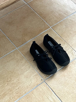 ribbon strap sneakers