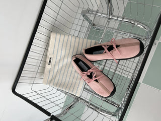 ribbon strap sneakers