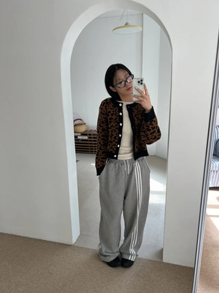 leopard print cropped knit cardigan