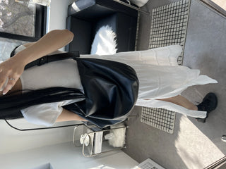 Core Leather Crossbody Big Bag