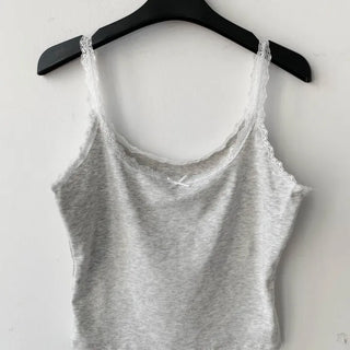 Melville Cozy Lace Crop Sleeveless Nashi