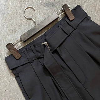 belt pin tuck wide long slacks