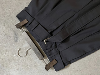 belt pin tuck wide long slacks