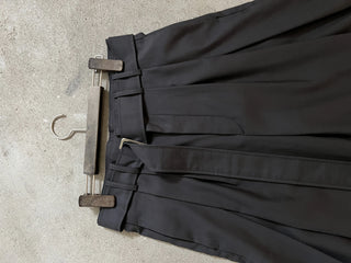 belt pin tuck wide long slacks