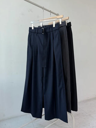 belt pin tuck wide long slacks