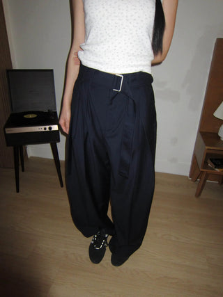 belt pin tuck wide long slacks