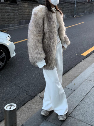 Oversized premium loose-fit fox faux fur jacket