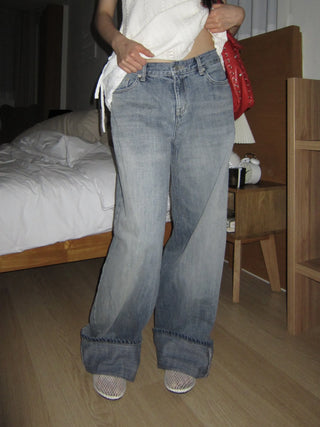 OOTJ/OOT Low-Rise Wide Mid-Cyan Crack Wash Roll-Up Denim Pants