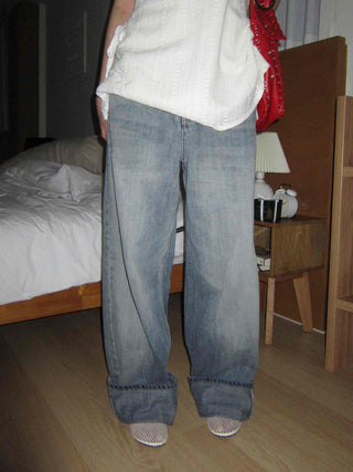 OOTJ/OOT Low-Rise Wide Mid-Cyan Crack Wash Roll-Up Denim Pants