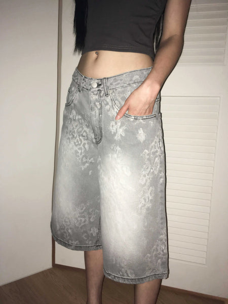 leopard print wide bermuda shorts with 3/4 length denim pants