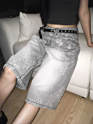 leopard print wide bermuda shorts with 3/4 length denim pants