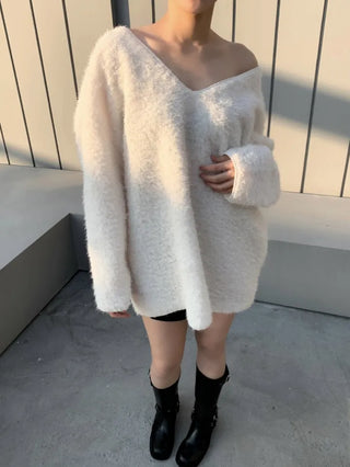 Yeri Boucle Fur V-neck Loose Fit Knit Tee