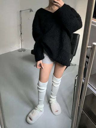 Yeri Boucle Fur V-neck Loose Fit Knit Tee