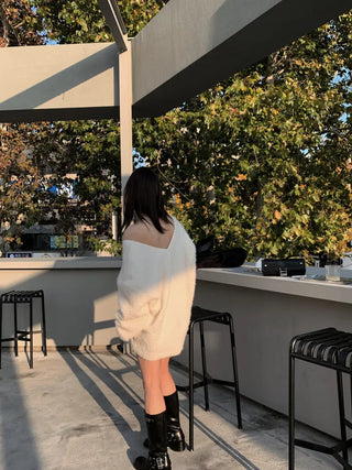 Yeri Boucle Fur V-neck Loose Fit Knit Tee