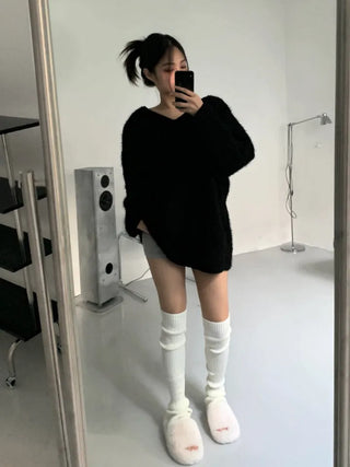 Yeri Boucle Fur V-neck Loose Fit Knit Tee