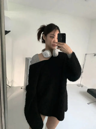 Yeri Boucle Fur V-neck Loose Fit Knit Tee