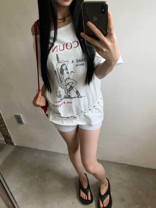 Coco Cowgirl One-Shoulder Overfit Boxy T-Shirt