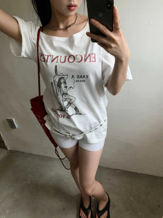 Coco Cowgirl One-Shoulder Overfit Boxy T-Shirt