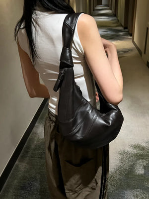 high-quality*sheepskin Leme Croissant shoulder bag