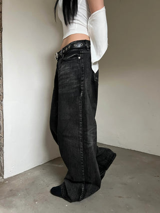 OOTJ/OOT Low-Rise Wide Black Crack Wash Denim Pants