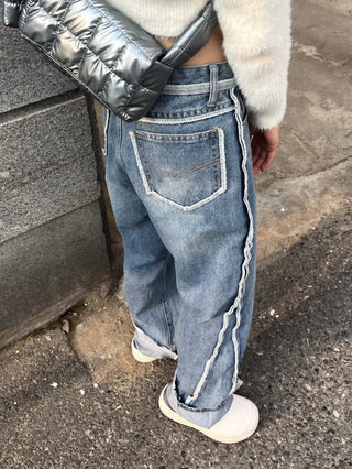 Unbalanced overlock stitch light blue wide denim pants