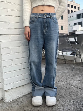 Unbalanced overlock stitch light blue wide denim pants