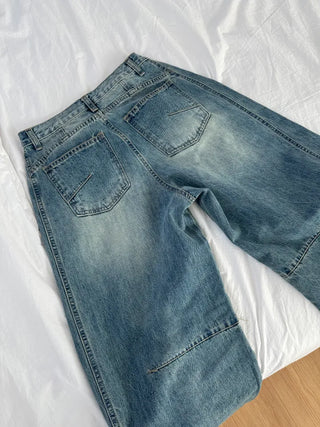Dart Balloon Curve Fit Jeans Washed Denim Pants