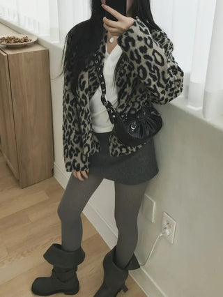wool V-neck leopard print leopard print fur cardigan jacket