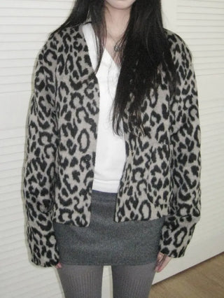 wool V-neck leopard print leopard print fur cardigan jacket
