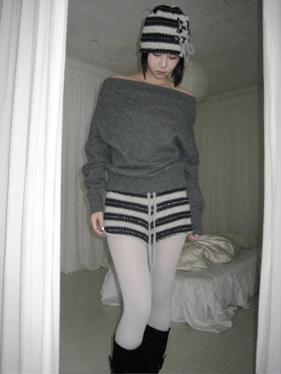 modernism loose off-shoulder knit