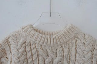 Round neck loose fit knit